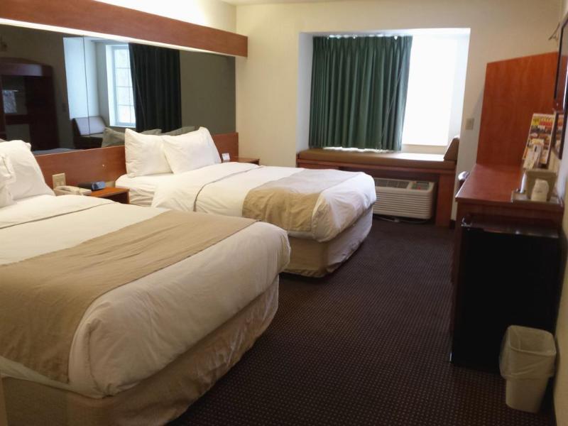 Microtel Inn & Suites By Wyndham Rice Lake Экстерьер фото