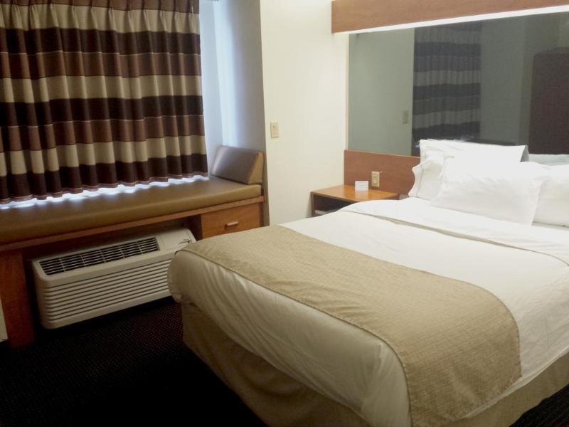 Microtel Inn & Suites By Wyndham Rice Lake Экстерьер фото